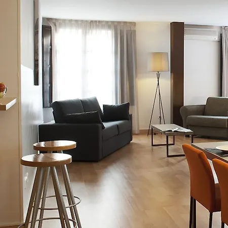 Aspasios Plaza Real 3*